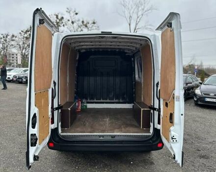 Белый Рено Мастер, объемом двигателя 2.3 л и пробегом 280 тыс. км за 15500 $, фото 10 на Automoto.ua