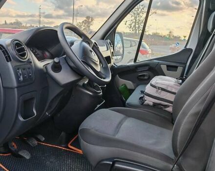 Білий Рено Мастєр, об'ємом двигуна 2.3 л та пробігом 280 тис. км за 15500 $, фото 1 на Automoto.ua