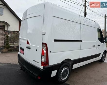 Белый Рено Мастер, объемом двигателя 2.3 л и пробегом 237 тыс. км за 16600 $, фото 5 на Automoto.ua