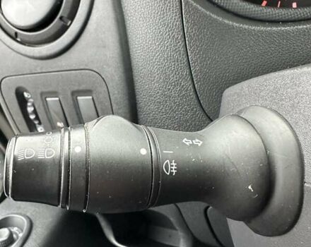 Білий Рено Мастєр, об'ємом двигуна 2.3 л та пробігом 280 тис. км за 15500 $, фото 22 на Automoto.ua