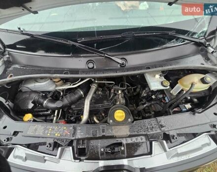 Білий Рено Мастєр, об'ємом двигуна 2.3 л та пробігом 277 тис. км за 10000 $, фото 8 на Automoto.ua