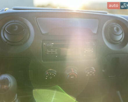 Белый Рено Мастер, объемом двигателя 2.3 л и пробегом 170 тыс. км за 17850 $, фото 40 на Automoto.ua