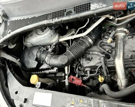 Білий Рено Мастєр, об'ємом двигуна 2.3 л та пробігом 401 тис. км за 17500 $, фото 11 на Automoto.ua