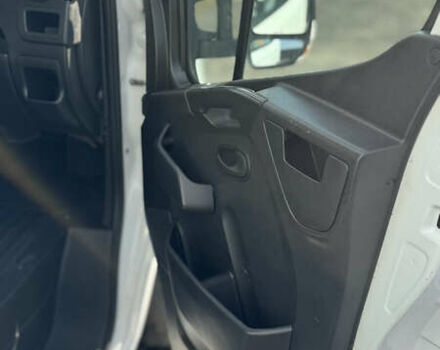 Білий Рено Мастєр, об'ємом двигуна 2.3 л та пробігом 360 тис. км за 17899 $, фото 9 на Automoto.ua