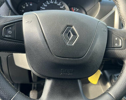 Белый Рено Мастер, объемом двигателя 2.3 л и пробегом 260 тыс. км за 16800 $, фото 15 на Automoto.ua