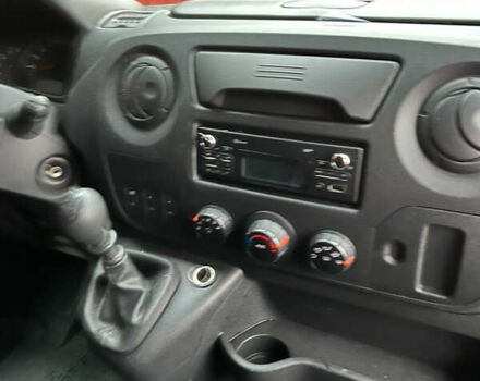 Белый Рено Мастер, объемом двигателя 2.3 л и пробегом 253 тыс. км за 19000 $, фото 21 на Automoto.ua