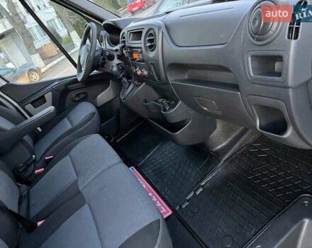 Белый Рено Мастер, объемом двигателя 2.3 л и пробегом 208 тыс. км за 18500 $, фото 53 на Automoto.ua