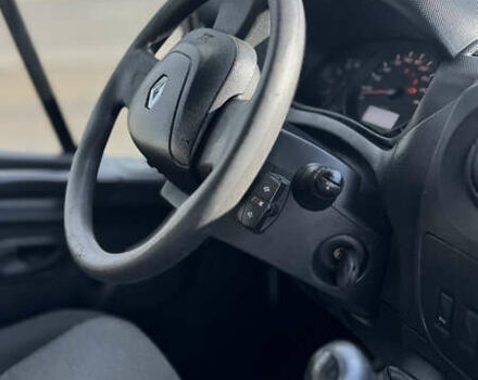 Білий Рено Мастєр, об'ємом двигуна 2.3 л та пробігом 360 тис. км за 17899 $, фото 13 на Automoto.ua