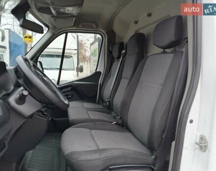 Белый Рено Мастер, объемом двигателя 2.3 л и пробегом 240 тыс. км за 16150 $, фото 18 на Automoto.ua