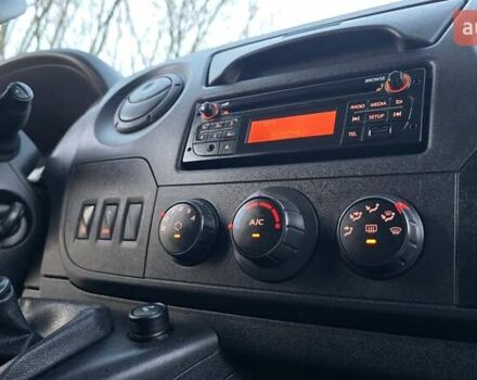 Белый Рено Мастер, объемом двигателя 2.3 л и пробегом 202 тыс. км за 17800 $, фото 26 на Automoto.ua