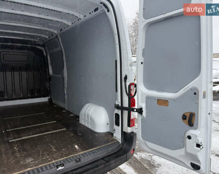 Белый Рено Мастер, объемом двигателя 0 л и пробегом 207 тыс. км за 18700 $, фото 10 на Automoto.ua