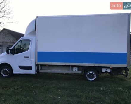 Белый Рено Мастер, объемом двигателя 2.3 л и пробегом 264 тыс. км за 18300 $, фото 5 на Automoto.ua