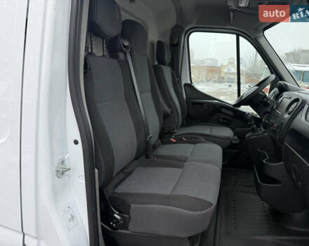 Белый Рено Мастер, объемом двигателя 0 л и пробегом 207 тыс. км за 18700 $, фото 41 на Automoto.ua