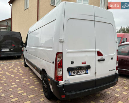 Белый Рено Мастер, объемом двигателя 2.3 л и пробегом 253 тыс. км за 19000 $, фото 4 на Automoto.ua