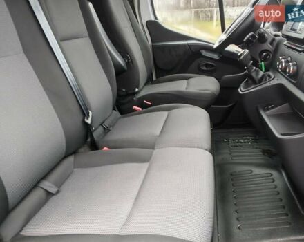 Белый Рено Мастер, объемом двигателя 2.3 л и пробегом 240 тыс. км за 16150 $, фото 15 на Automoto.ua