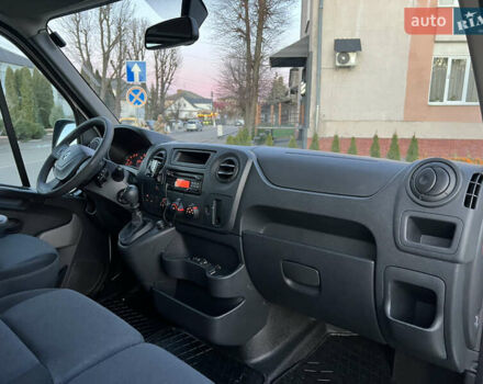 Белый Рено Мастер, объемом двигателя 2.3 л и пробегом 208 тыс. км за 18500 $, фото 49 на Automoto.ua