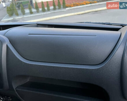 Белый Рено Мастер, объемом двигателя 2.3 л и пробегом 208 тыс. км за 18500 $, фото 51 на Automoto.ua