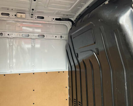 Белый Рено Мастер, объемом двигателя 2.3 л и пробегом 253 тыс. км за 19000 $, фото 26 на Automoto.ua