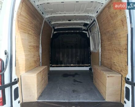 Белый Рено Мастер, объемом двигателя 2.3 л и пробегом 240 тыс. км за 16950 $, фото 9 на Automoto.ua