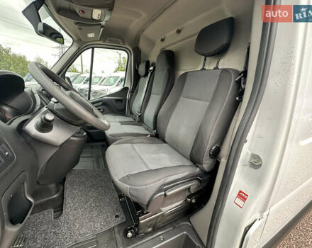 Білий Рено Мастєр, об'ємом двигуна 2.3 л та пробігом 211 тис. км за 18500 $, фото 16 на Automoto.ua