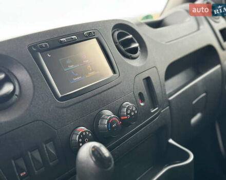 Білий Рено Мастєр, об'ємом двигуна 2.3 л та пробігом 192 тис. км за 16600 $, фото 16 на Automoto.ua