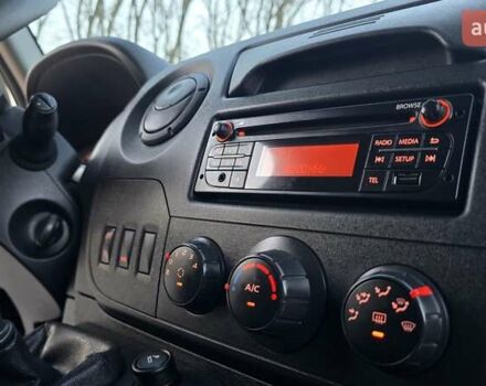 Белый Рено Мастер, объемом двигателя 2.3 л и пробегом 202 тыс. км за 17800 $, фото 10 на Automoto.ua