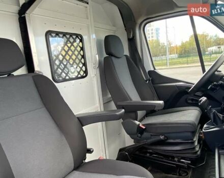 Рено Мастер 2019 в Львове на Automoto.ua Белый Рено Мастер, объемом двигателя 2.3 л и пробегом 294 тыс. км за 19650 $, фото 23 на Automoto.ua