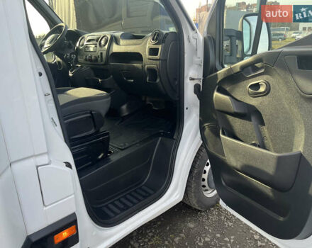 Белый Рено Мастер, объемом двигателя 2.3 л и пробегом 352 тыс. км за 14880 $, фото 10 на Automoto.ua