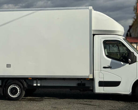 Білий Рено Мастєр, об'ємом двигуна 2.3 л та пробігом 360 тис. км за 17899 $, фото 3 на Automoto.ua