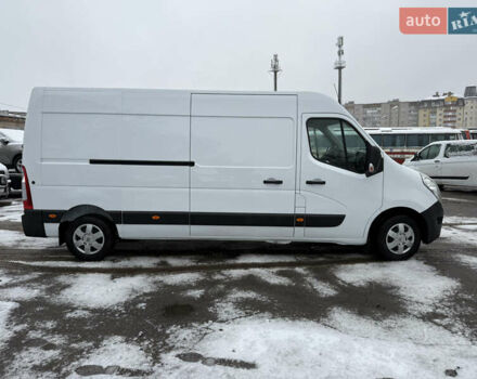 Белый Рено Мастер, объемом двигателя 0 л и пробегом 207 тыс. км за 18700 $, фото 6 на Automoto.ua