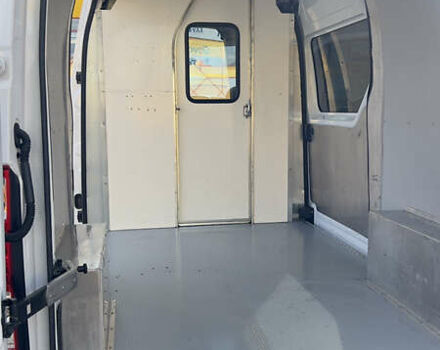 Білий Рено Мастєр, об'ємом двигуна 2.3 л та пробігом 215 тис. км за 13500 $, фото 7 на Automoto.ua