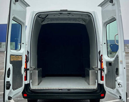 Белый Рено Мастер, объемом двигателя 2.3 л и пробегом 344 тыс. км за 17500 $, фото 40 на Automoto.ua