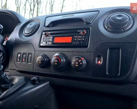 Белый Рено Мастер, объемом двигателя 2.3 л и пробегом 202 тыс. км за 17800 $, фото 11 на Automoto.ua