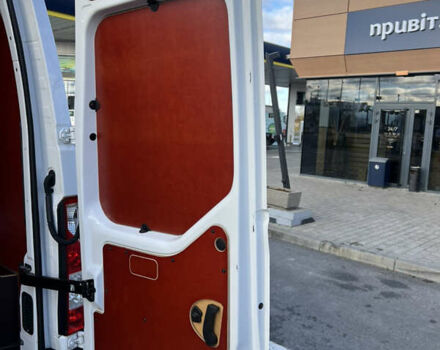 Белый Рено Мастер, объемом двигателя 2.3 л и пробегом 260 тыс. км за 16800 $, фото 21 на Automoto.ua