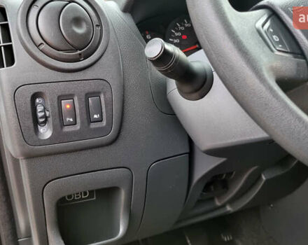 Белый Рено Мастер, объемом двигателя 2.3 л и пробегом 235 тыс. км за 18700 $, фото 23 на Automoto.ua