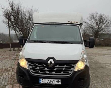 Белый Рено Мастер, объемом двигателя 2.3 л и пробегом 640 тыс. км за 15000 $, фото 1 на Automoto.ua