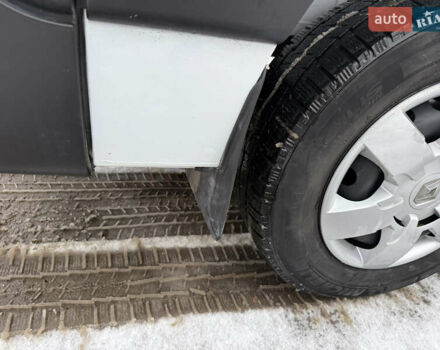 Белый Рено Мастер, объемом двигателя 0 л и пробегом 207 тыс. км за 18700 $, фото 15 на Automoto.ua