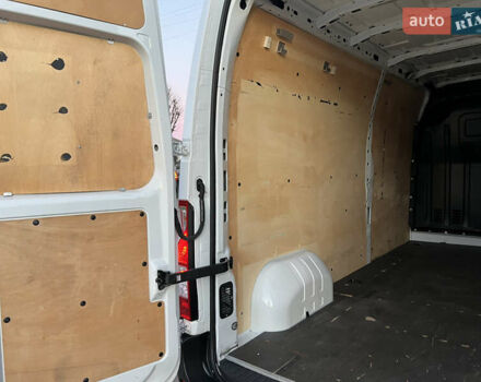 Белый Рено Мастер, объемом двигателя 2.3 л и пробегом 208 тыс. км за 18500 $, фото 61 на Automoto.ua