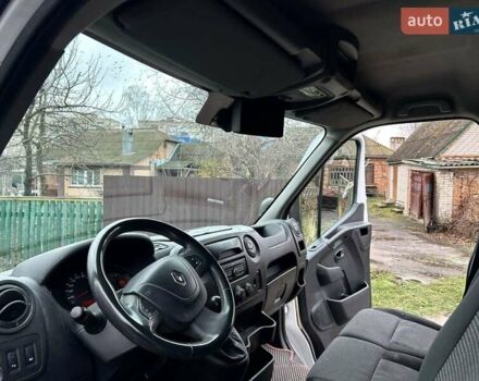 Білий Рено Мастєр, об'ємом двигуна 2.3 л та пробігом 401 тис. км за 17500 $, фото 5 на Automoto.ua