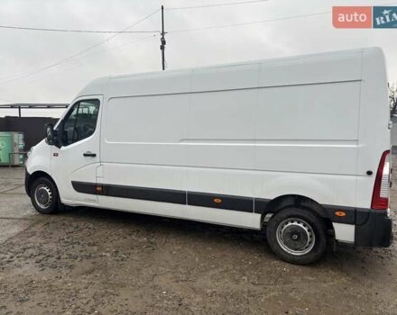Белый Рено Мастер, объемом двигателя 2.3 л и пробегом 247 тыс. км за 17399 $, фото 2 на Automoto.ua