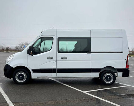 Белый Рено Мастер, объемом двигателя 2.3 л и пробегом 344 тыс. км за 17500 $, фото 5 на Automoto.ua