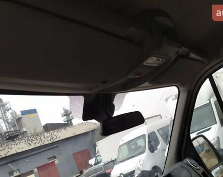 Белый Рено Мастер, объемом двигателя 2.3 л и пробегом 142 тыс. км за 18650 $, фото 4 на Automoto.ua