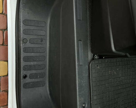 Белый Рено Мастер, объемом двигателя 2.3 л и пробегом 253 тыс. км за 19000 $, фото 13 на Automoto.ua