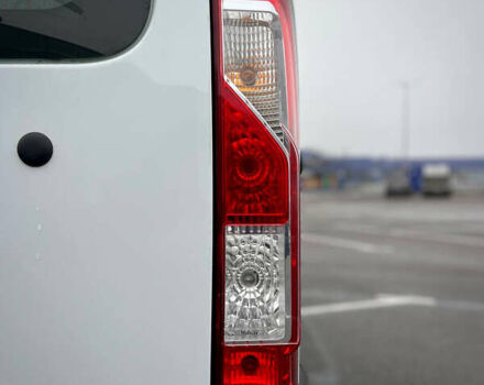 Белый Рено Мастер, объемом двигателя 2.3 л и пробегом 344 тыс. км за 17500 $, фото 12 на Automoto.ua