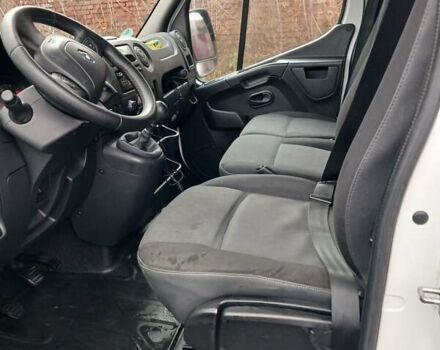 Белый Рено Мастер, объемом двигателя 2.3 л и пробегом 398 тыс. км за 15700 $, фото 4 на Automoto.ua