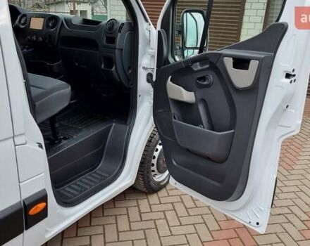 Белый Рено Мастер, объемом двигателя 2.3 л и пробегом 235 тыс. км за 18700 $, фото 37 на Automoto.ua