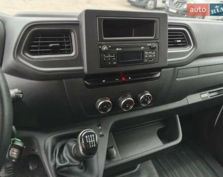 Белый Рено Мастер, объемом двигателя 2.3 л и пробегом 240 тыс. км за 16150 $, фото 20 на Automoto.ua