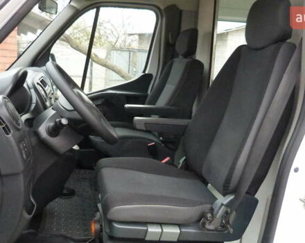 Білий Рено Мастєр, об'ємом двигуна 2.3 л та пробігом 212 тис. км за 18500 $, фото 11 на Automoto.ua