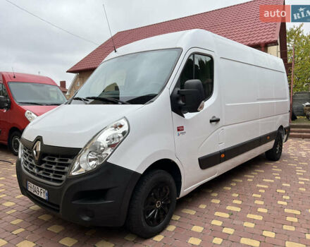 Белый Рено Мастер, объемом двигателя 2.3 л и пробегом 253 тыс. км за 19000 $, фото 1 на Automoto.ua