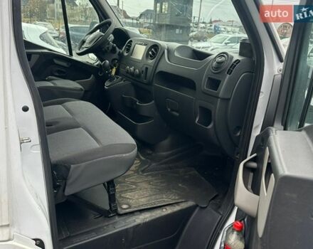Білий Рено Мастєр, об'ємом двигуна 2.3 л та пробігом 185 тис. км за 17000 $, фото 10 на Automoto.ua